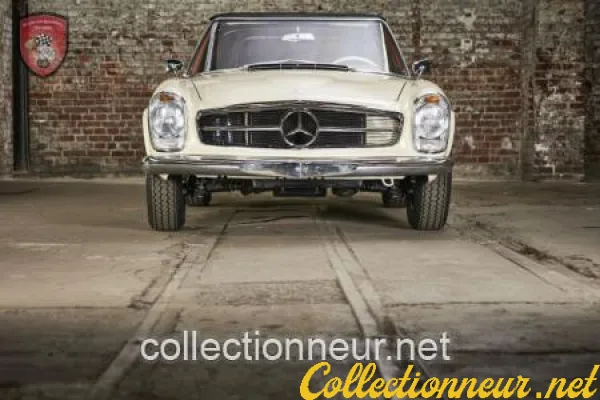 1966 Mercedes Benz 230 SL
