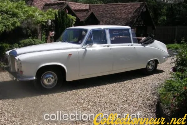 Vend Daimler DS420 limousine