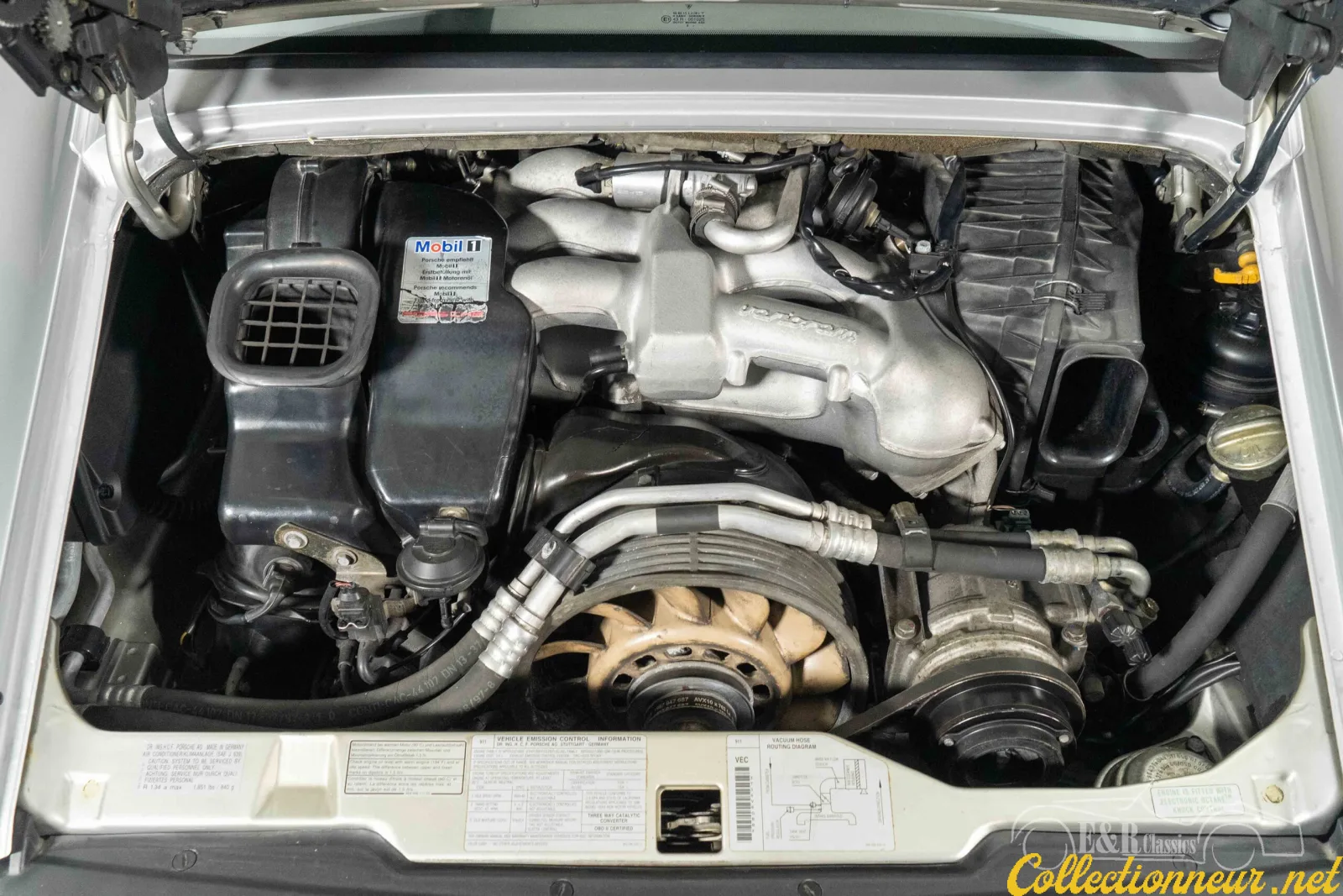 PORSCHE 911 1998
