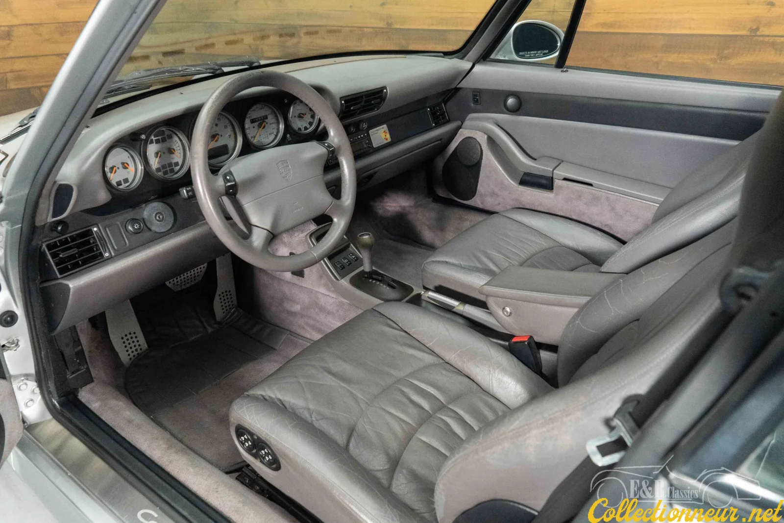 PORSCHE 911 1998