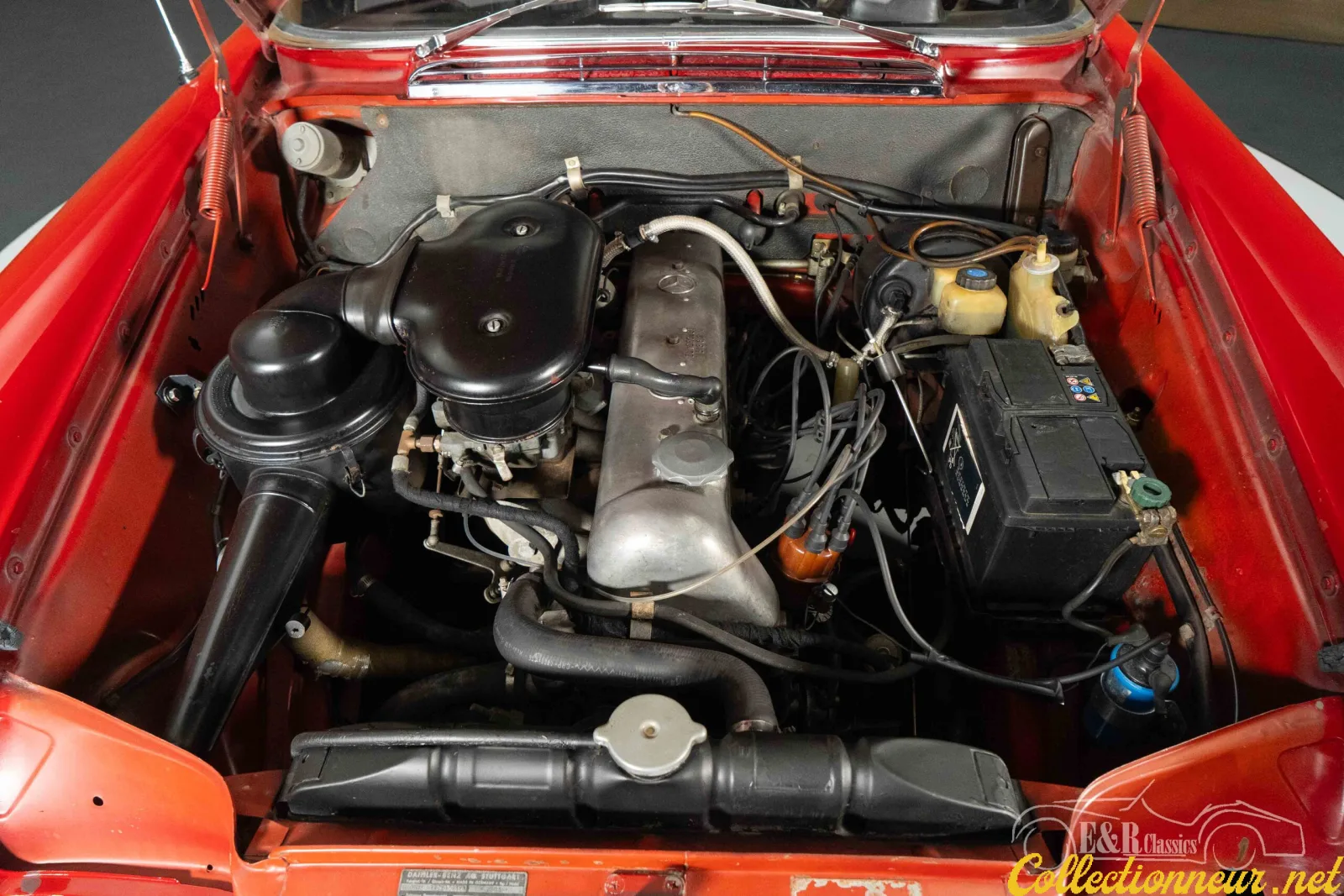 MERCEDES 230 1965