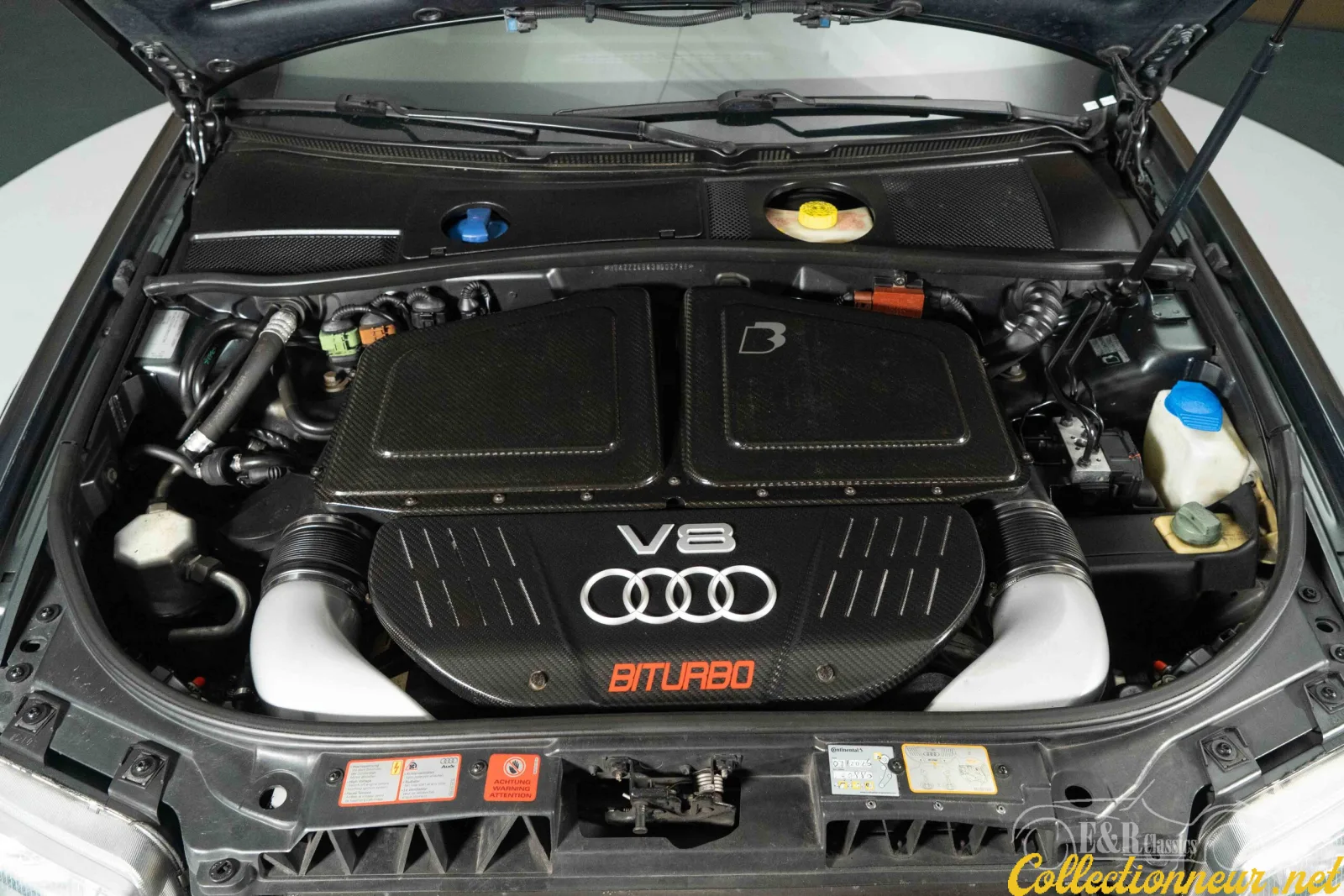 AUDI RS6 2003