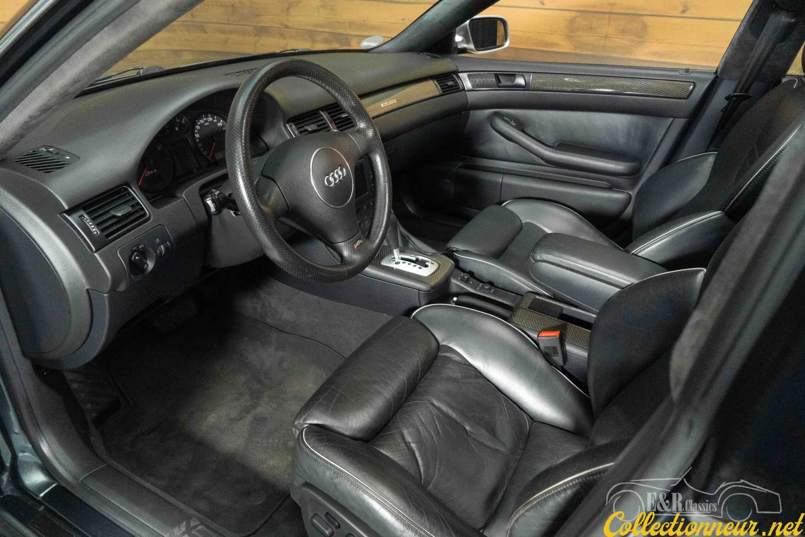 AUDI RS6 2003