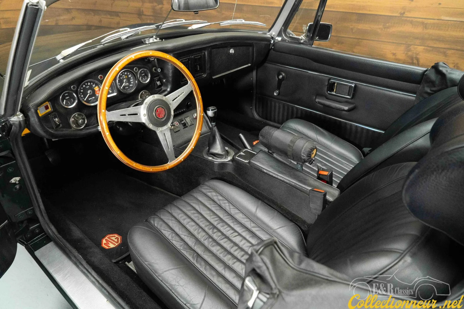 MG B 1973