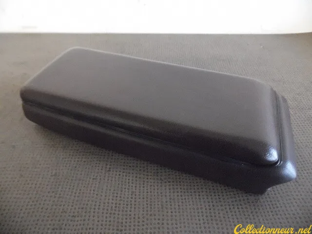 BOITE A CASSETTES PORSCHE 928 / 944 / 924
