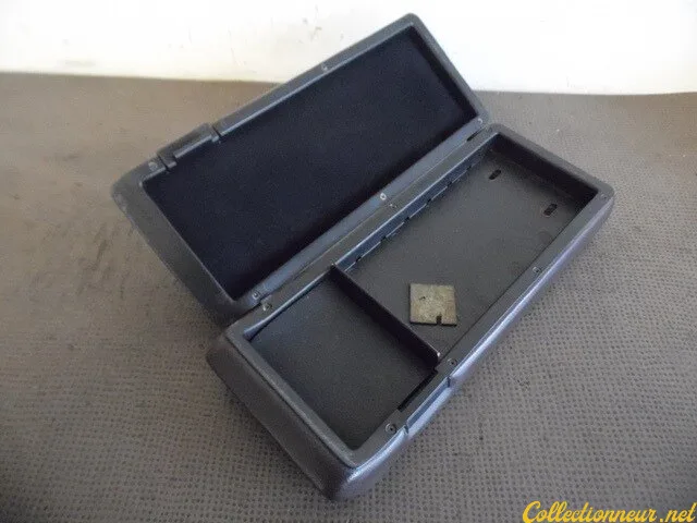 BOITE A CASSETTES PORSCHE 928 / 944 / 924