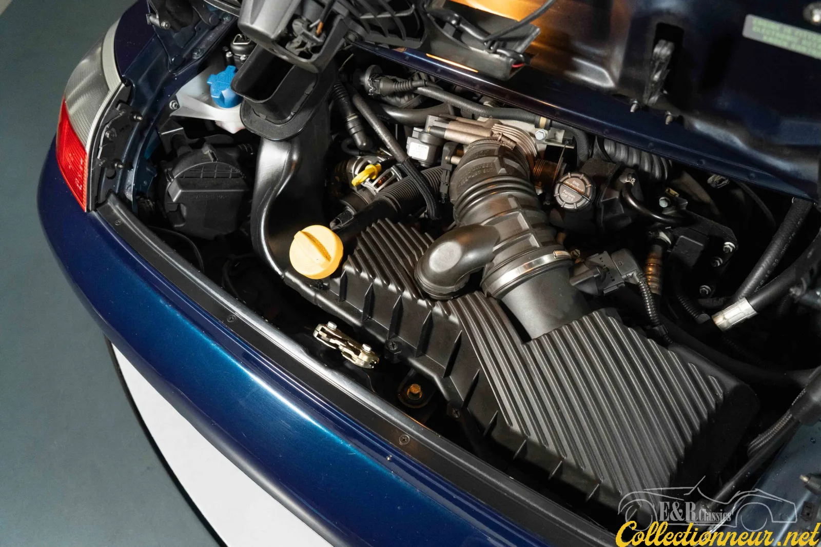 PORSCHE 911  Carrera 1999
