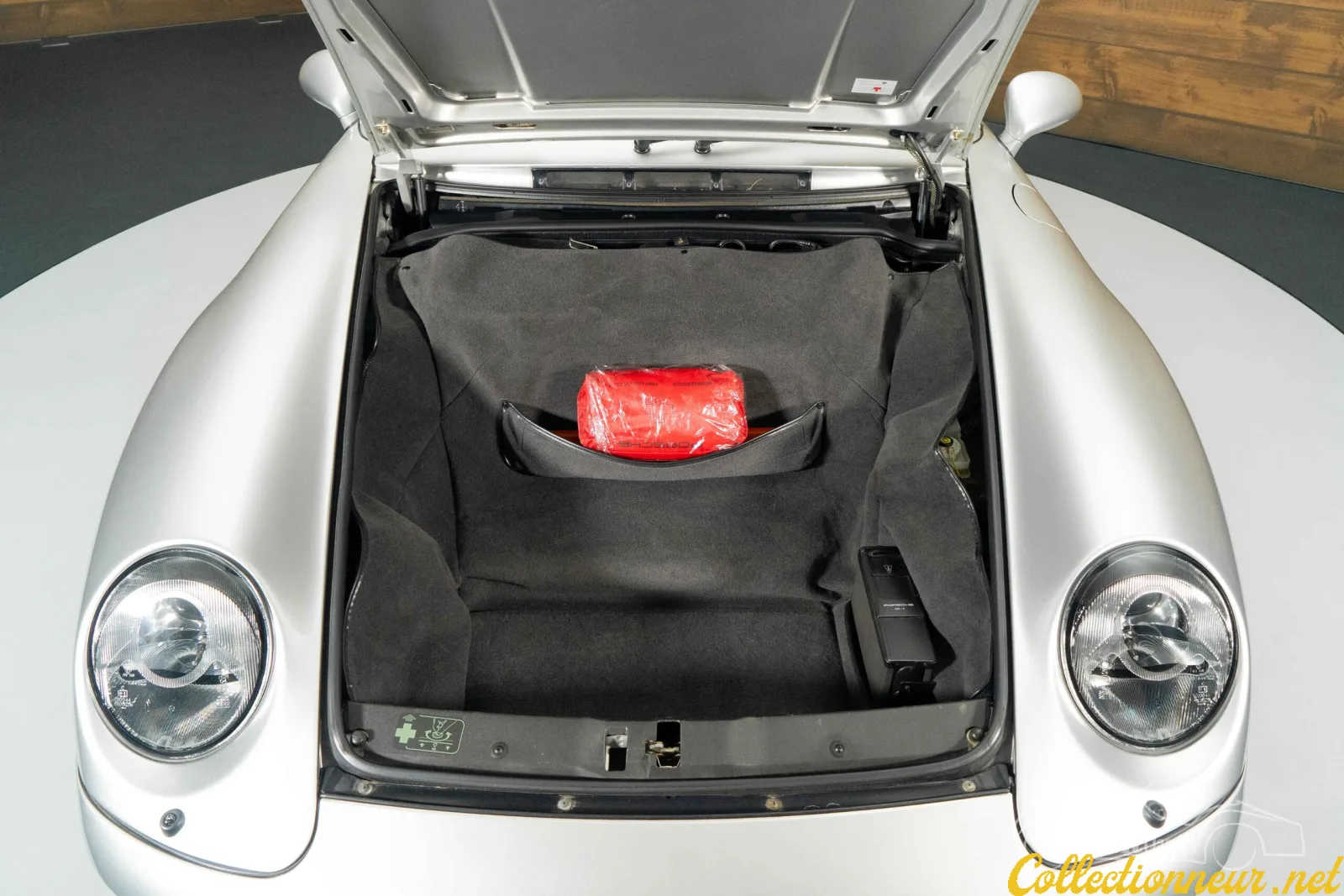 PORSCHE 911  Carrera S  1997