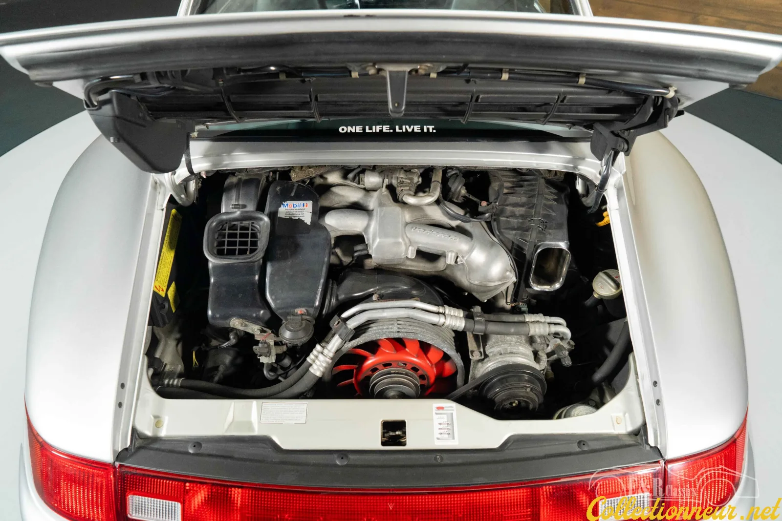 PORSCHE 911  Carrera S  1997