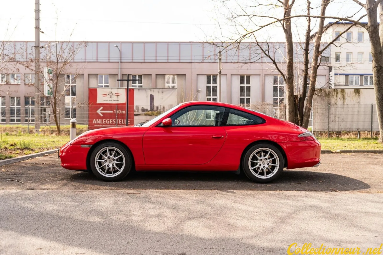 PORSCHE 911 2002