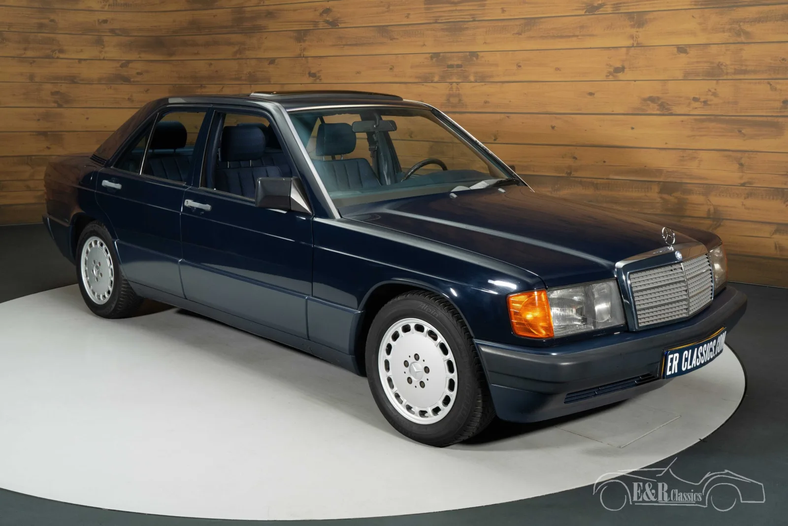 Mercedes-Benz 190 D | 63 747 km | Très bon état | 1990
