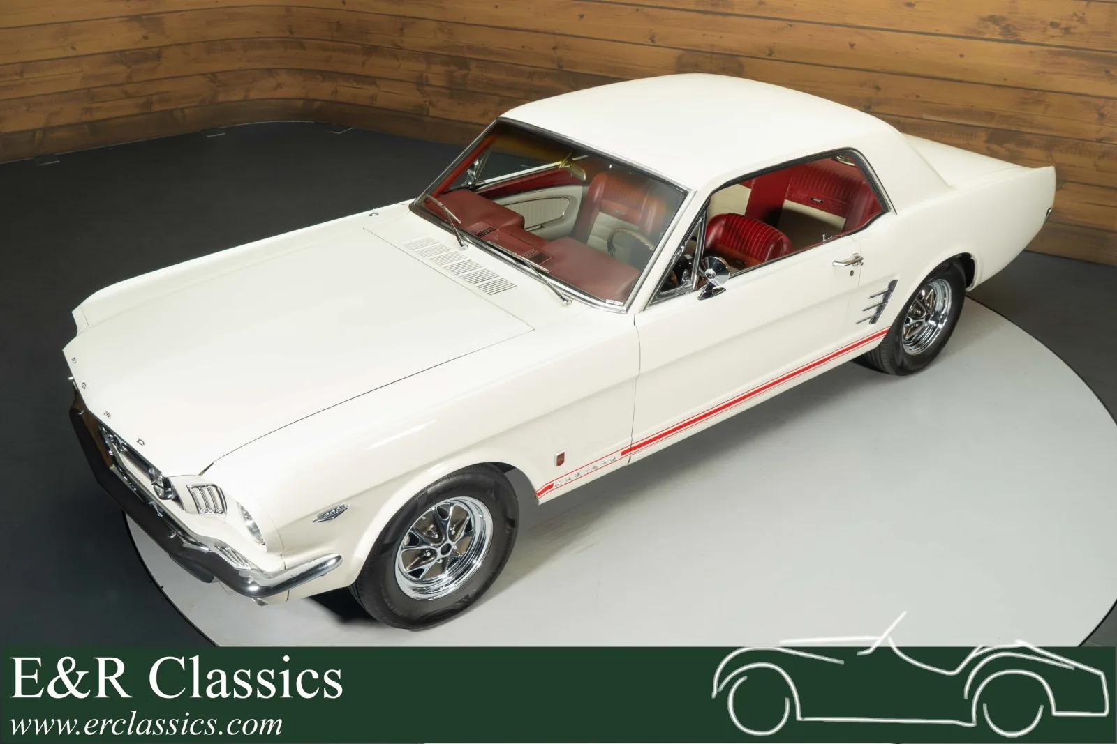 Ford Mustang Coupé | Entièrement restaurée | Très bon état | 1966