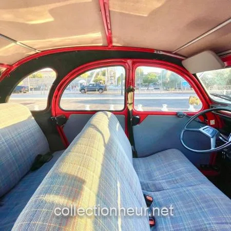 2CV restauré par spécialiste