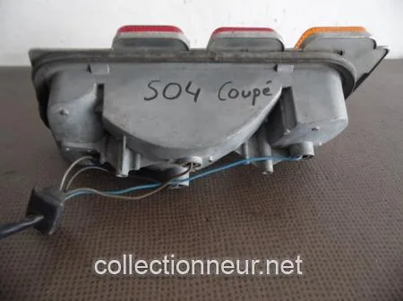 FEU ARRIERE GAUCHE PEUGEOT 504 COUPE / CABRIOLET