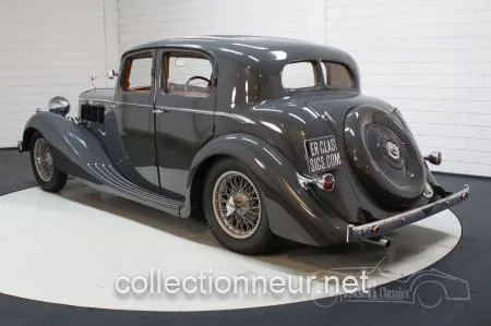 Triumph Dolomite Six Berline | Entièrement restauré | Très rare | 1937