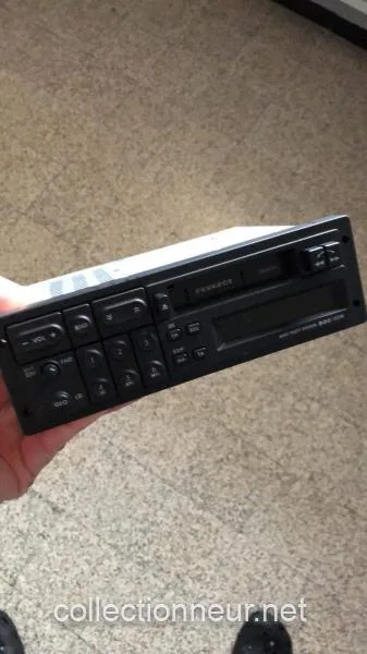 Autoradio origine Peugeot 405, 205