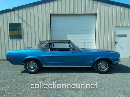 FORD MUSTANG CABRIOLET