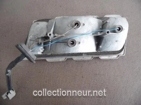 FEU ARRIERE GAUCHE PEUGEOT 504 COUPE / CABRIOLET