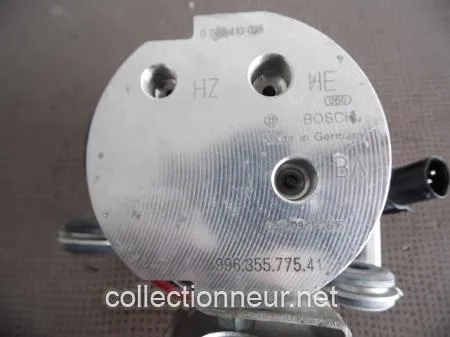 POMPE DE PRECHARGE ABS 99635577541 PORSCHE 996 & 986
