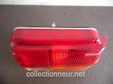 FEU ARRIERE DROIT AUSTIN / MG METRO
