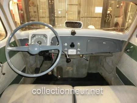 CITROEN TRACTION AVANT 11 B - 1954