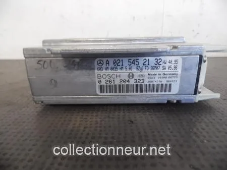 CALCULATEUR MOTEUR A0215452132 / 0261204323 MERCEDES CL500 / S500 W140 & SL500 R129
