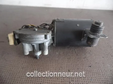 MOTEUR ESSUIE-GLACE 0390341078 / 61611354583 BMW E24