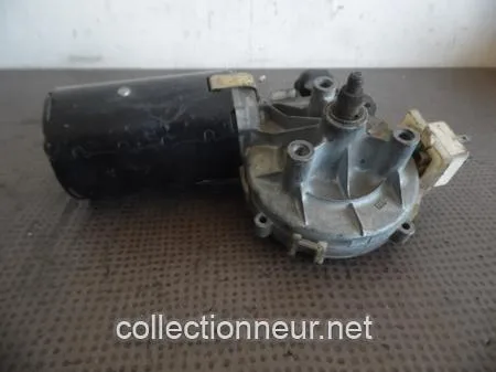 MOTEUR ESSUIE-GLACE 1395105324 / 61611367808 BMW E12