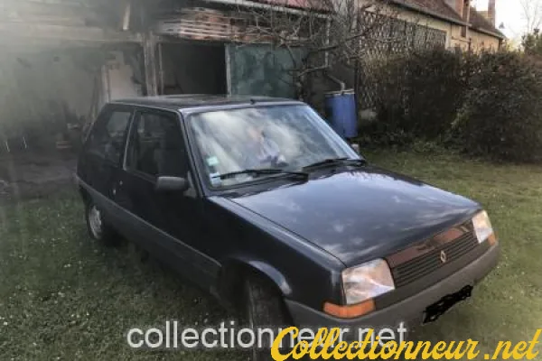 VENDS RENAULT SUPER 5 ANNEE 1985