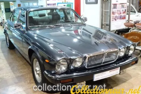 JAGUAR XJ12 5.3 SALOON SERIES III - 1991