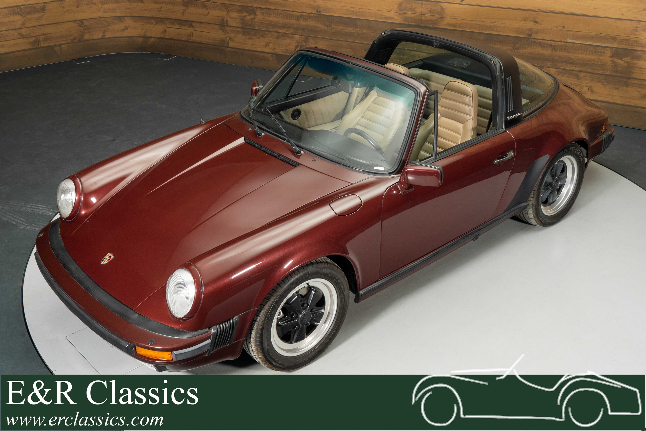 PORSCHE 911 1984