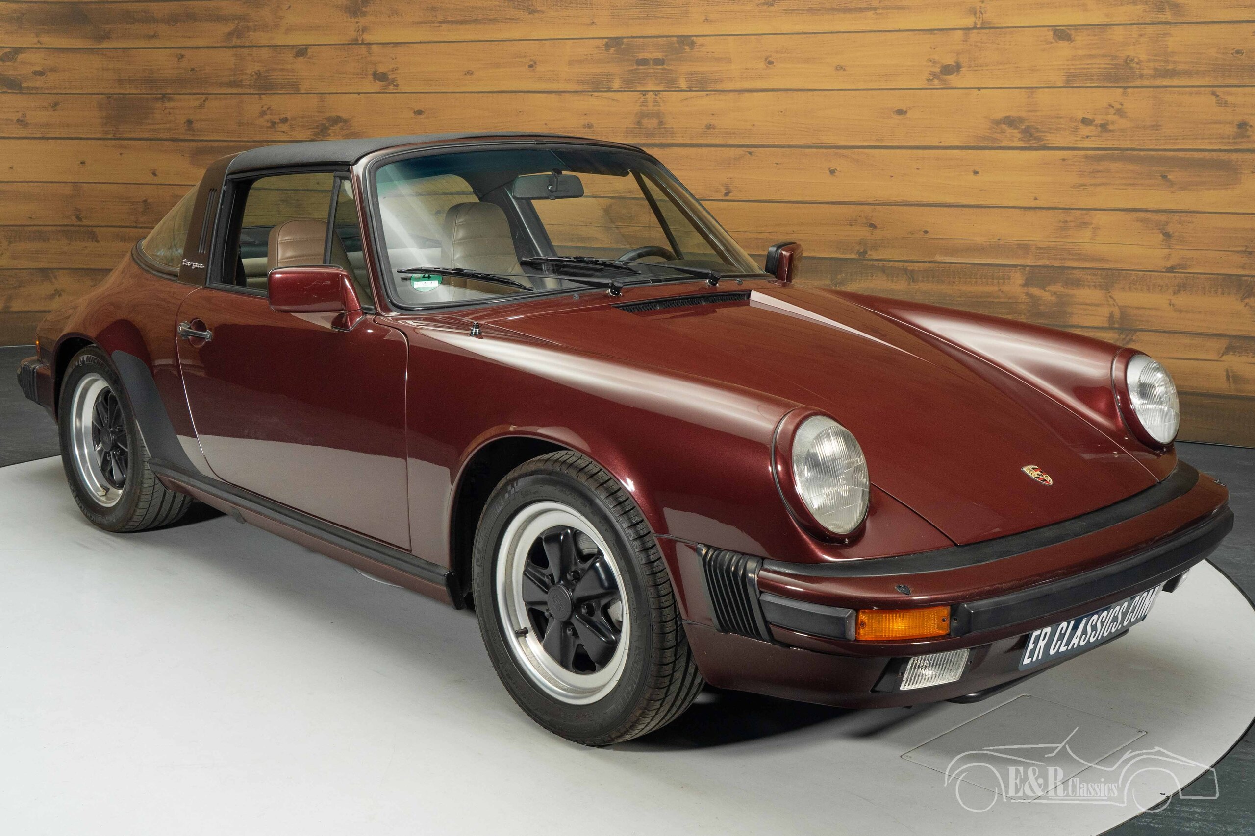 PORSCHE 911 1984