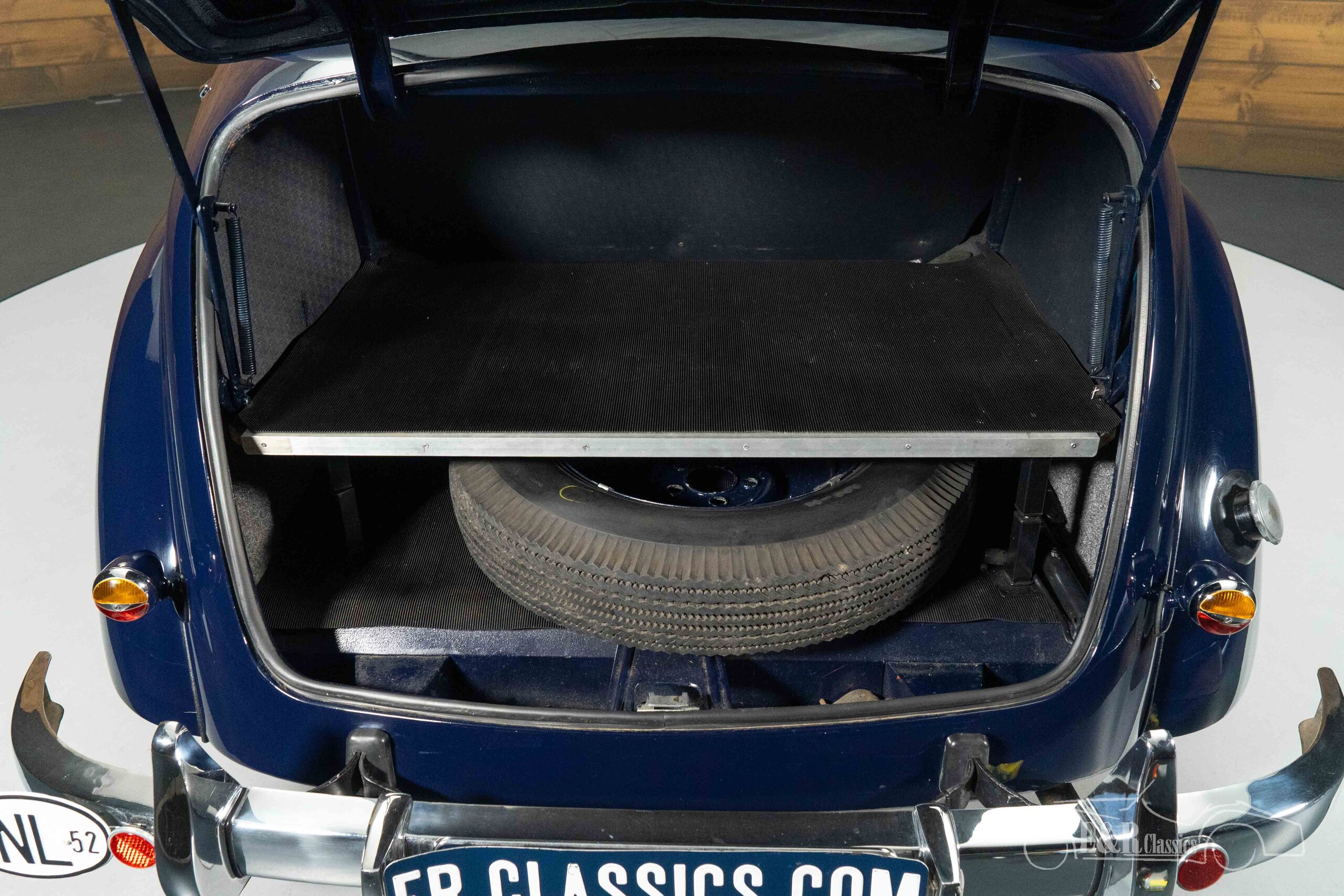 MERCEDES 170 1952