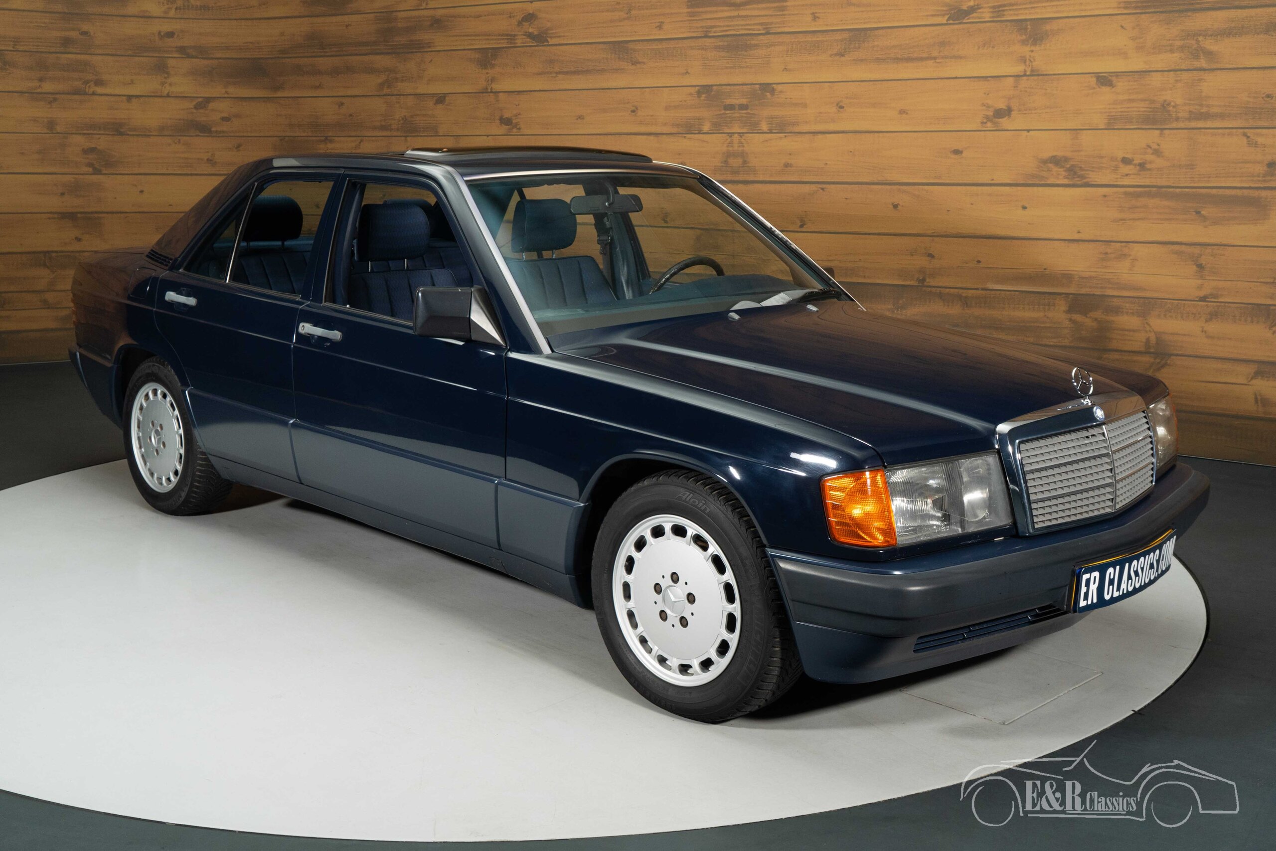 Mercedes-Benz 190 D | 63 747 km | Très bon état | 1990
