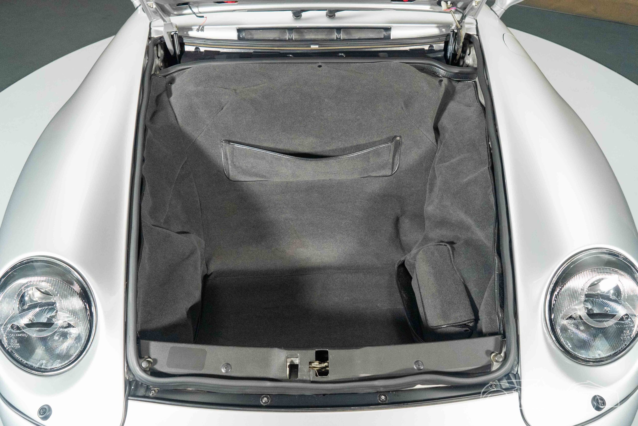 PORSCHE 911 1998
