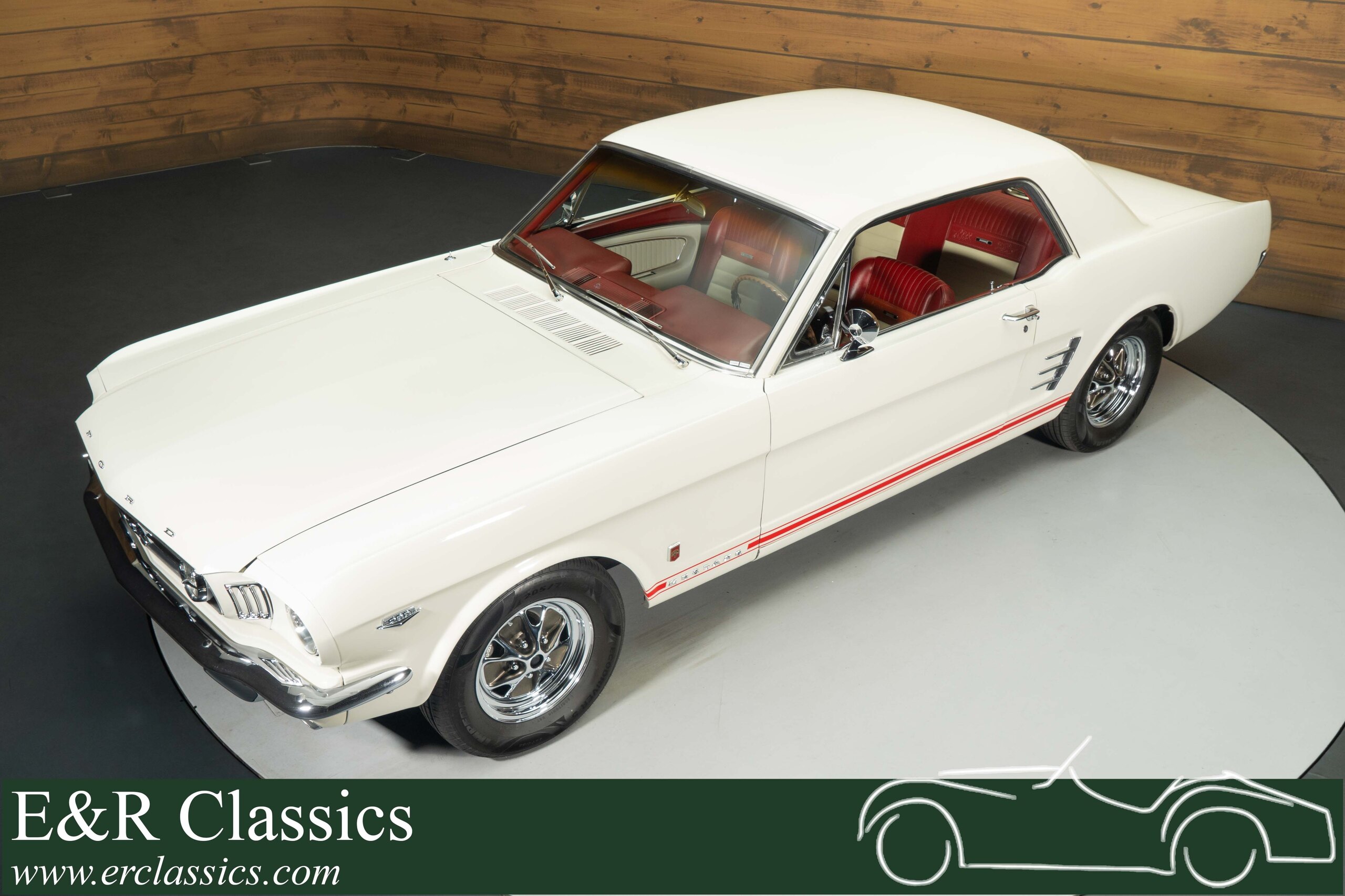 Ford Mustang Coupé | Entièrement restaurée | Très bon état | 1966