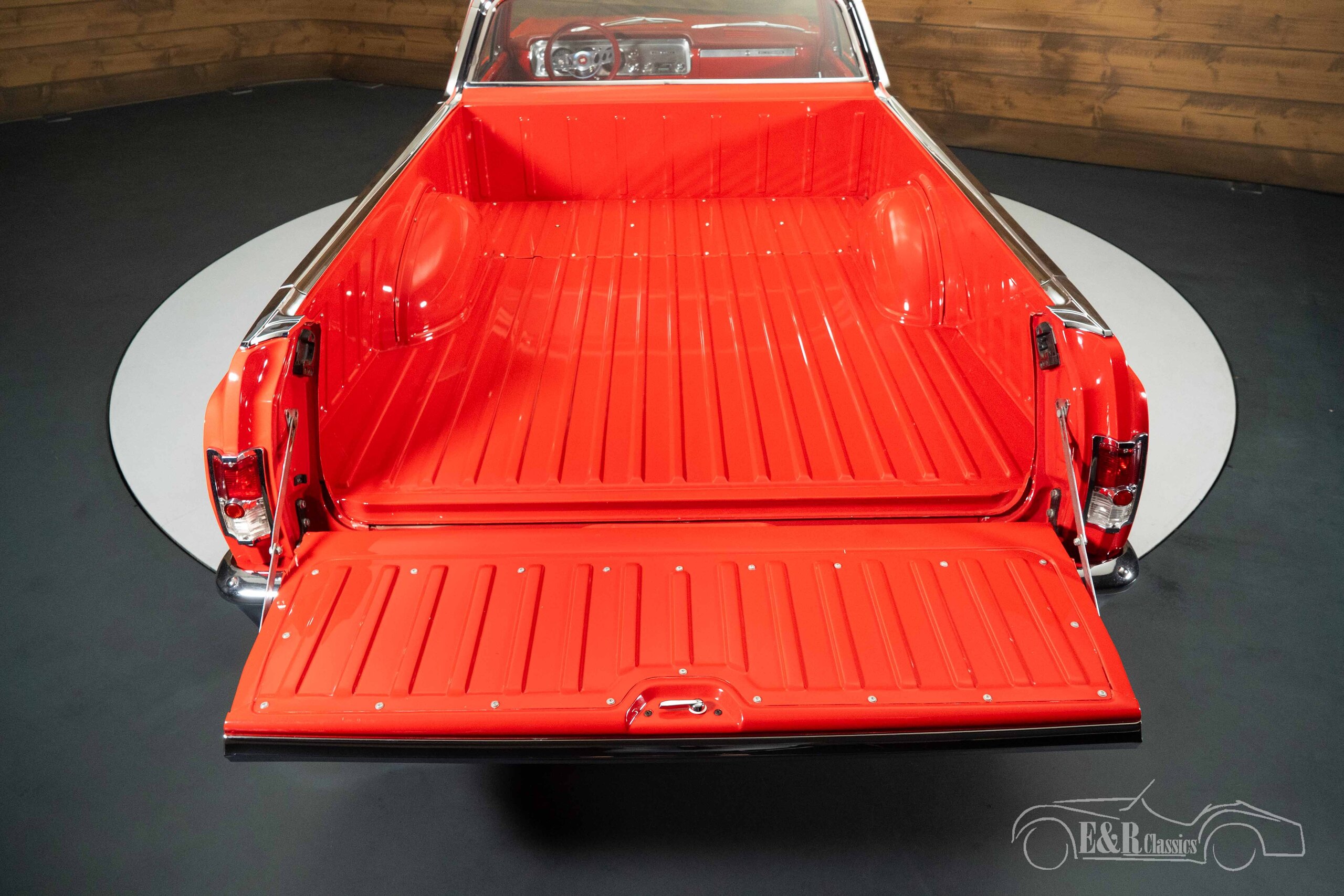 Chevrolet El Camino | Entièrement restaurée | Moteur 5.3 LS | 1964
