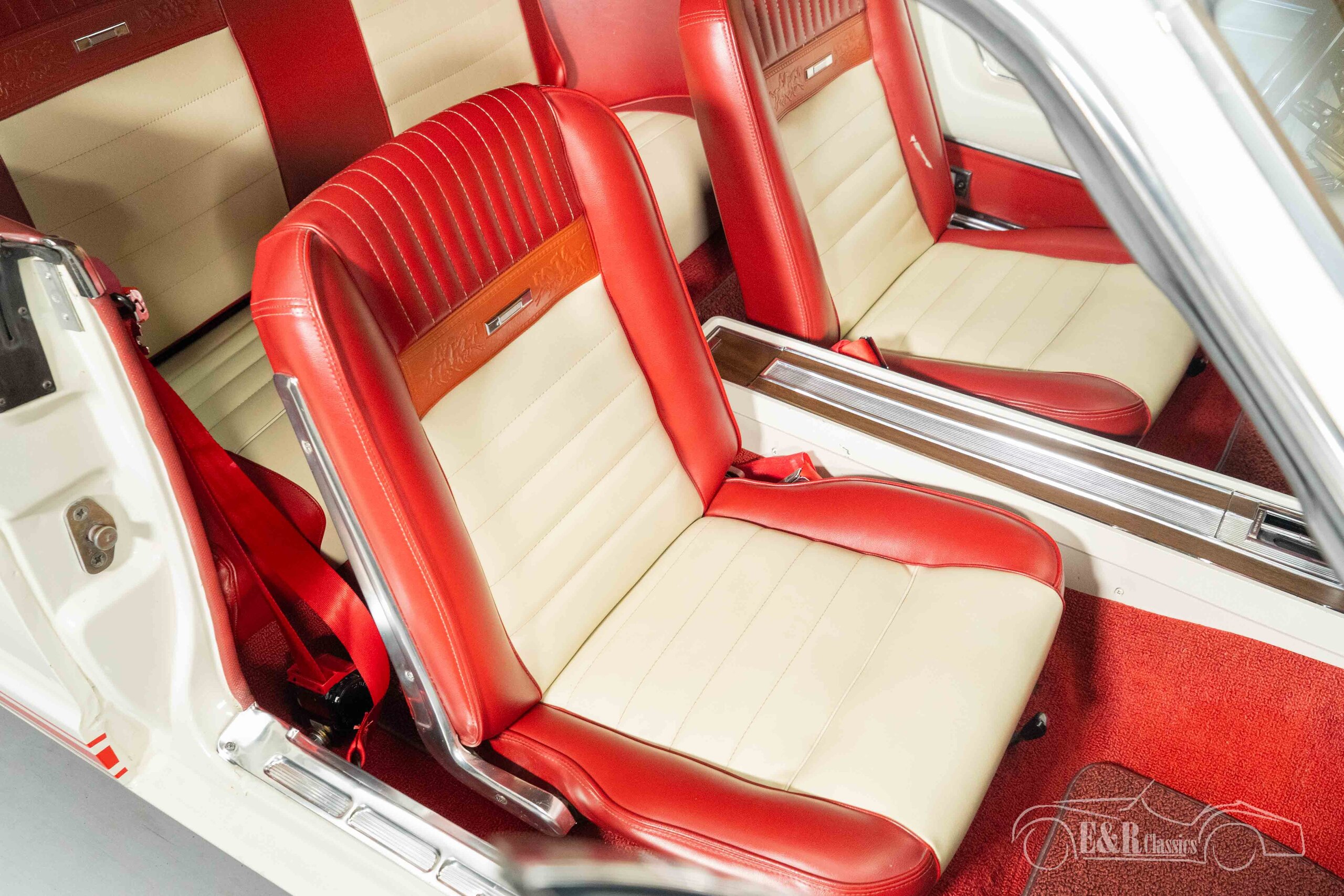 Ford Mustang Coupé | Entièrement restaurée | Très bon état | 1966