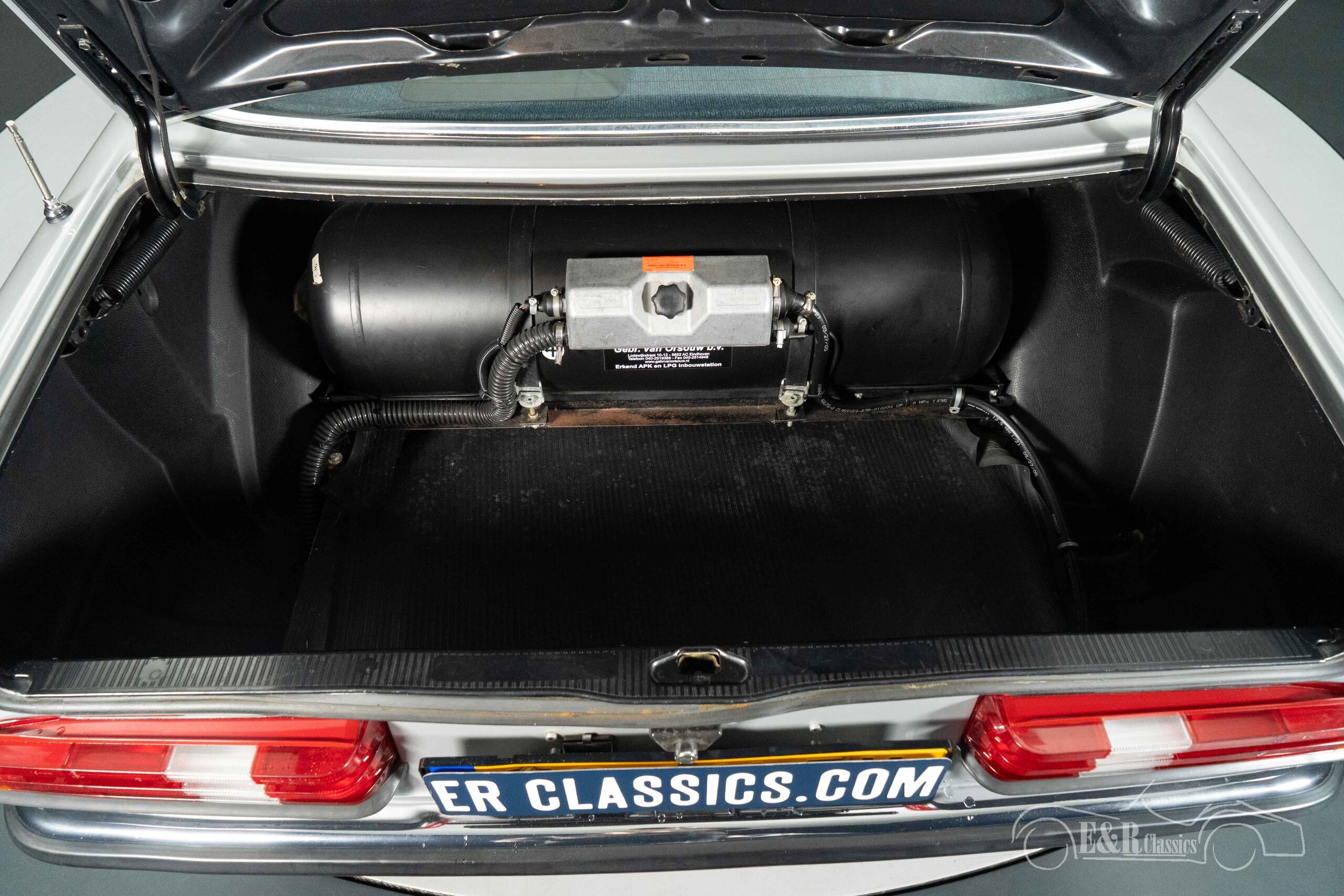 Mercedes-Benz 250 | Climatisation | Boîte automatique | 1978