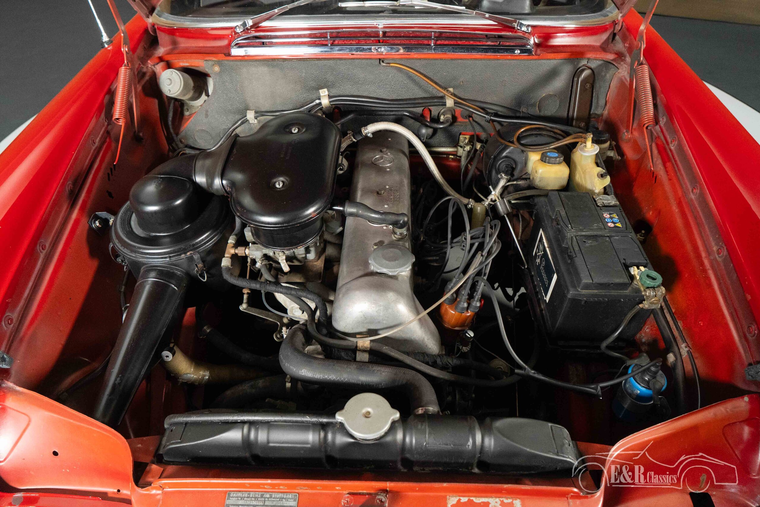 MERCEDES 230 1965
