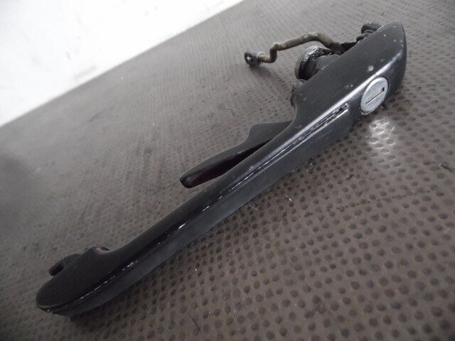 POIGNEE EXTERIEURE PORTE DROITE PORSCHE 924 & 944