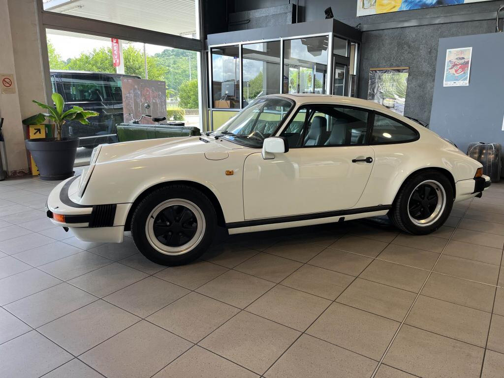 PORSCHE 911 1981