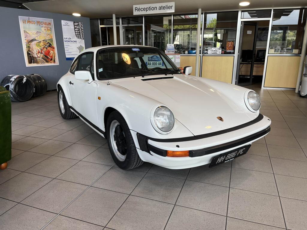 PORSCHE 911 1981