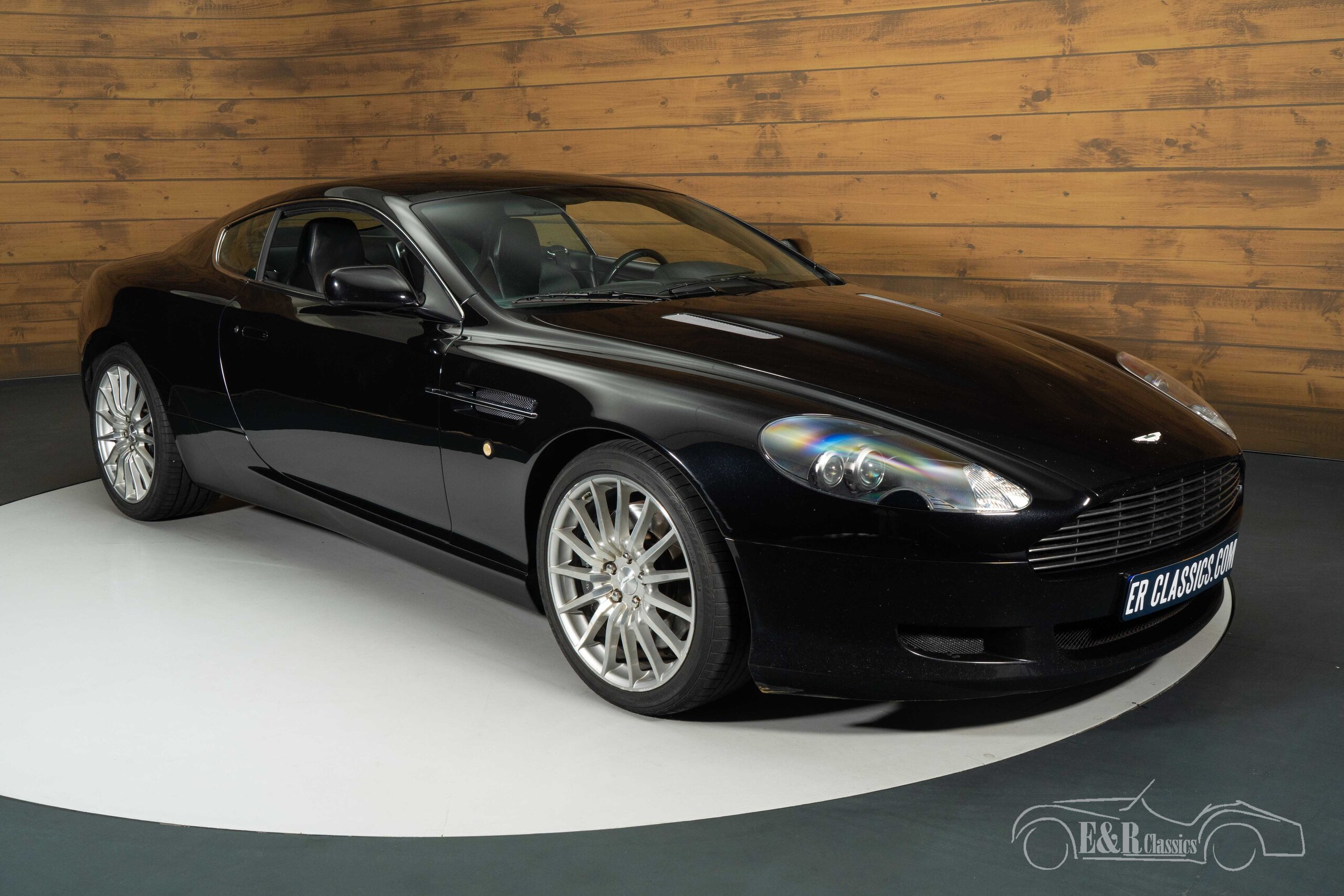 ASTON MARTIN DB9 2005