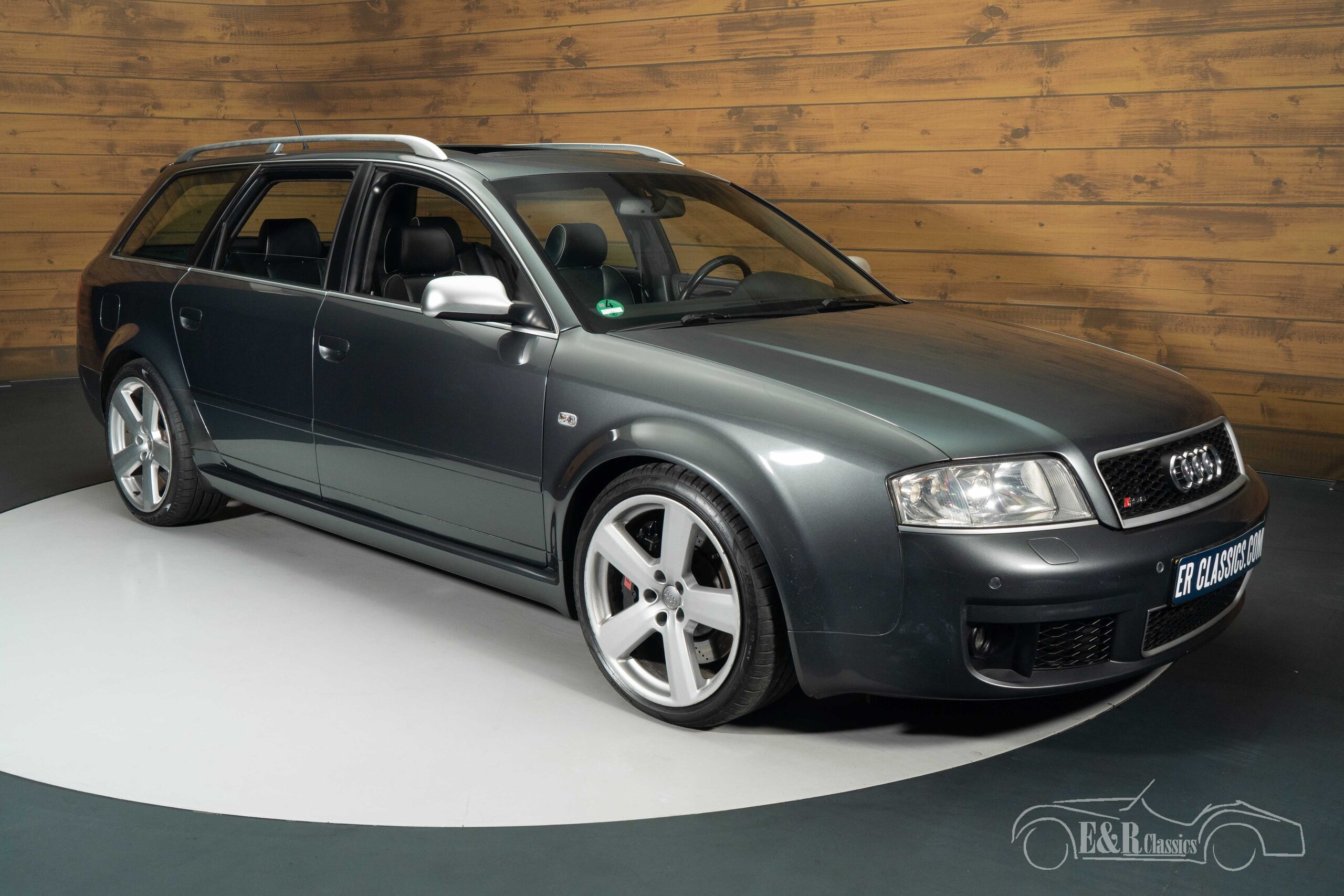 AUDI RS6 2003