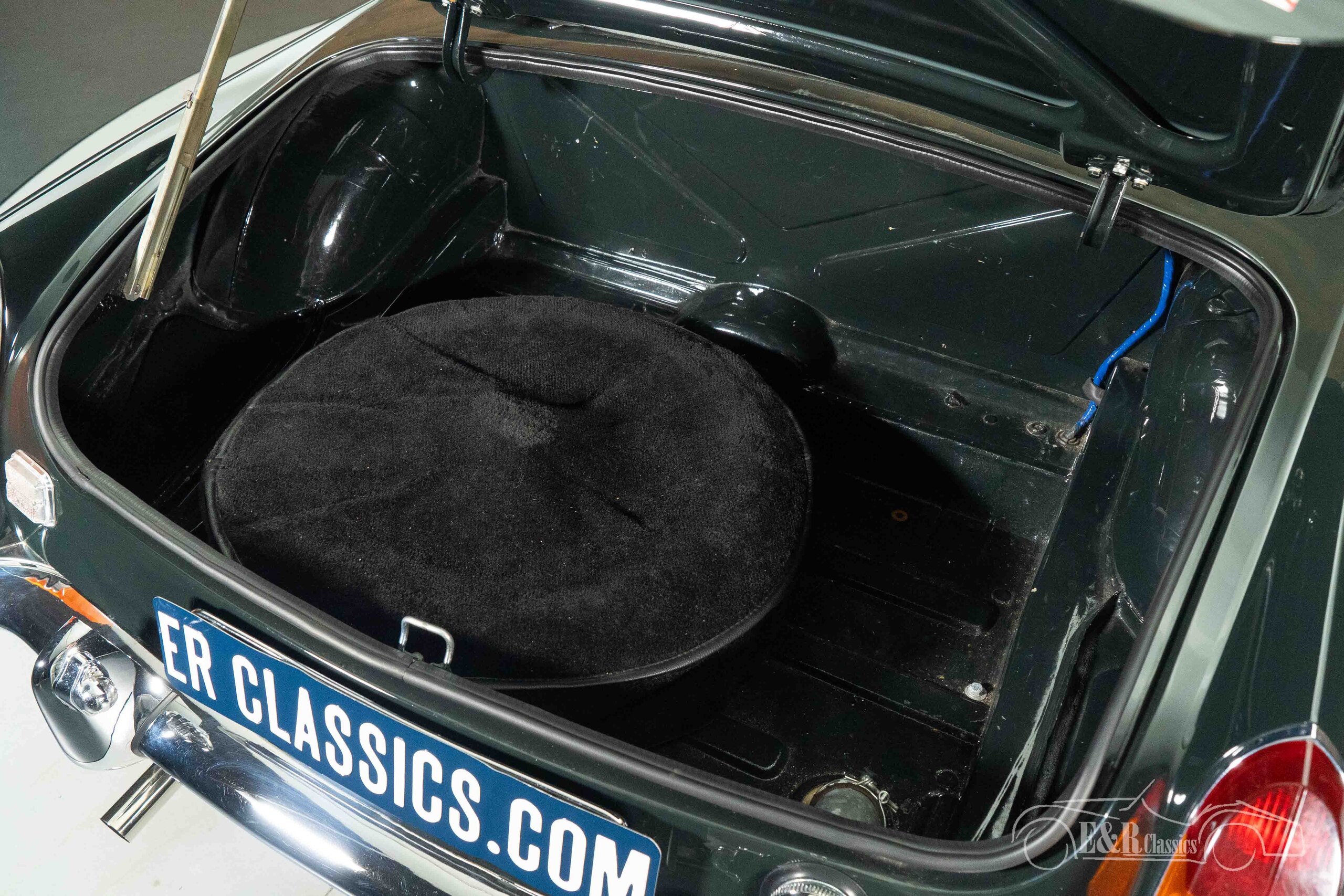 MG B 1973