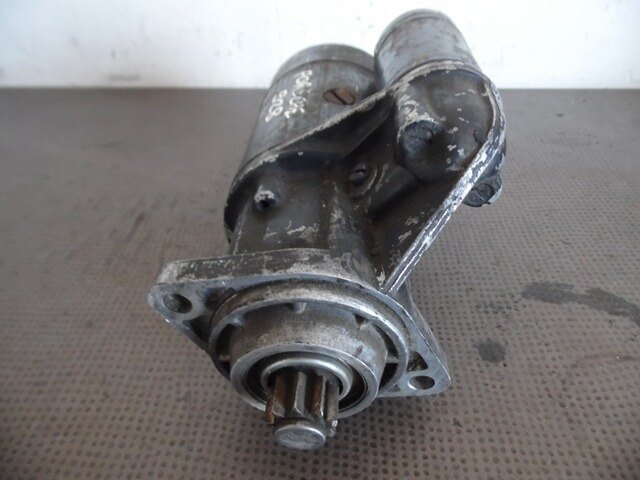 DEMARREUR 0001312102 / 92860410304 PORSCHE 928