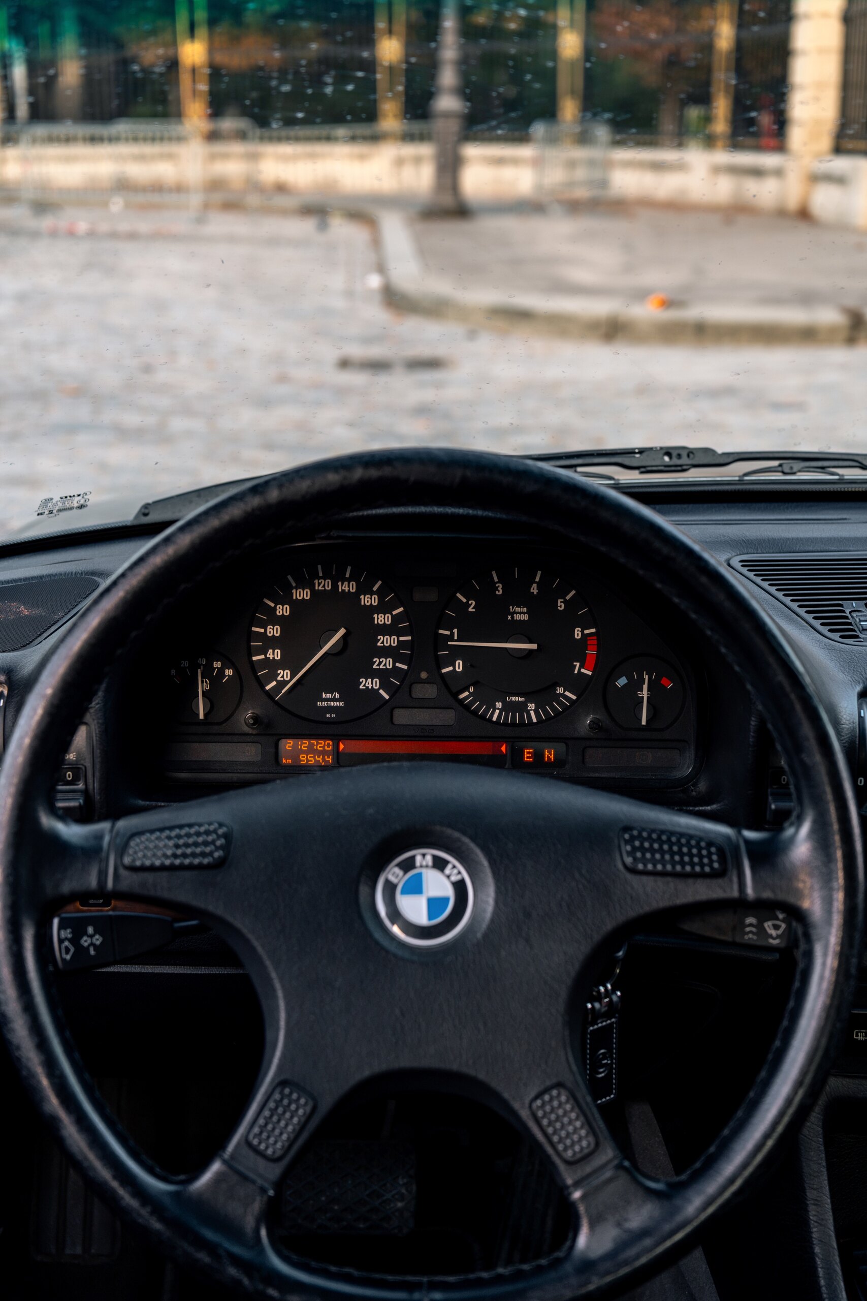 BMW 735iA 1989