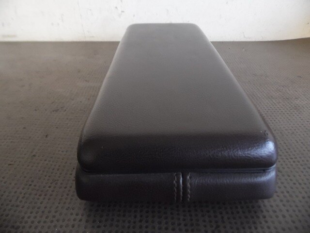 BOITE A CASSETTES PORSCHE 928 / 944 / 924