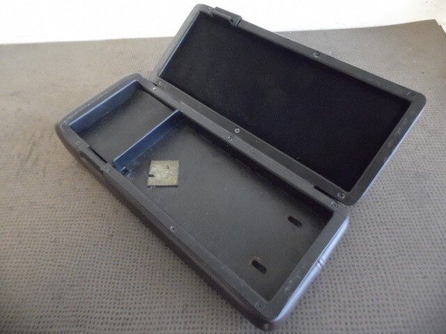 BOITE A CASSETTES PORSCHE 928 / 944 / 924